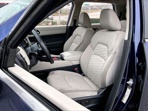 Certified 2022 Nissan Pathfinder SV image 8