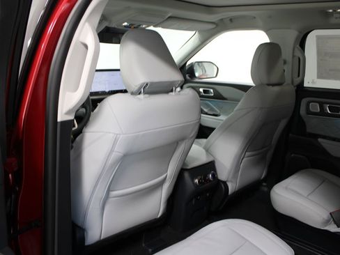 New 2026 Ford Explorer Platinum w/ LUX Leather Package image 25