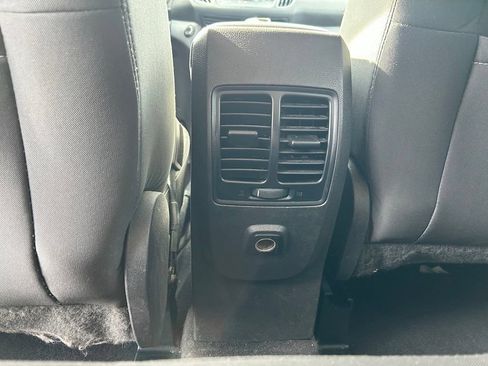 Used 2019 Ford Escape SE AWD/4WD image 34