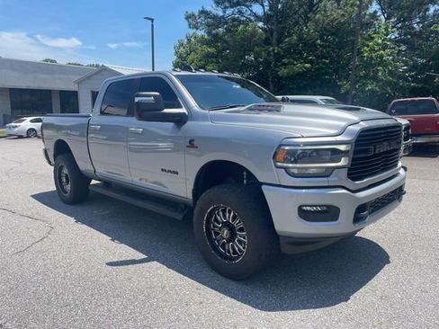 Used 2024 RAM 2500 Laramie w/ Night Edition AWD/4WD image 2