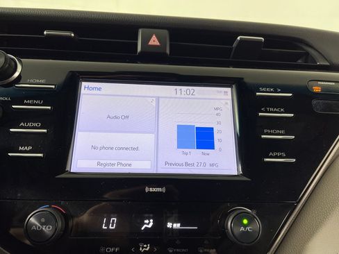Certified 2020 Toyota Camry SE FWD image 20
