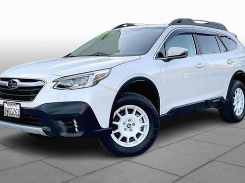 Used 2021 Subaru Outback Limited image 2