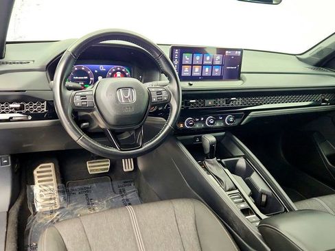 Used 2023 Honda Accord Sport image 13