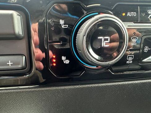 Used 2023 Chevrolet Silverado 1500 LT w/ Z71 Off-Road Package image 36