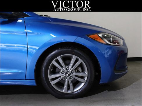 Used 2018 Hyundai Elantra SEL FWD image 14