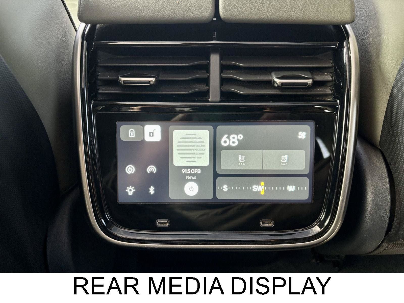 Used 2022 Rivian R1T Adventure AWD/4WD image 23