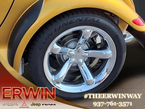 Used 2002 Chrysler Prowler RWD image 11