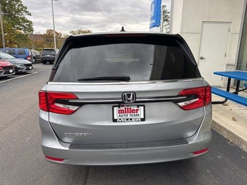 Used 2024 Honda Odyssey EX-L image 4