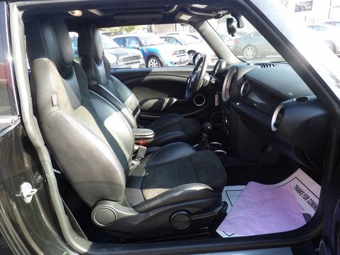 Used 2013 MINI Cooper S image 6