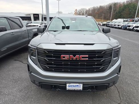 New 2026 GMC Sierra 1500 Elevation image 8