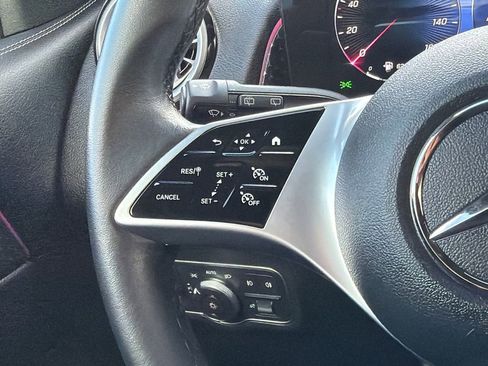 Used 2024 Mercedes-Benz GLB 250 GLB 250 image 22