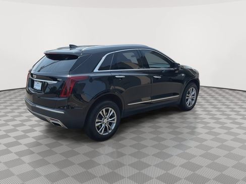 Certified 2022 Cadillac XT5 Premium Luxury w/ Technology Package AWD/4WD image 8
