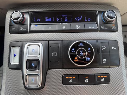 Used 2020 Hyundai Palisade SEL w/ Premium Package image 21