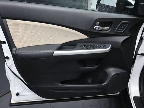 Used 2016 Honda CR-V Touring image 27
