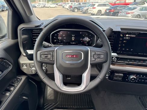 New 2026 GMC Sierra 1500 Elevation image 13