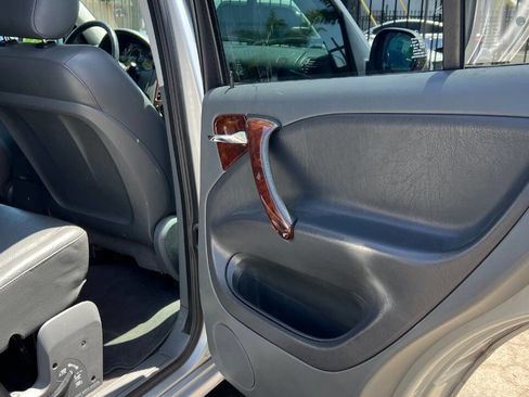 Used 1999 Mercedes-Benz ML 320 4MATIC image 23