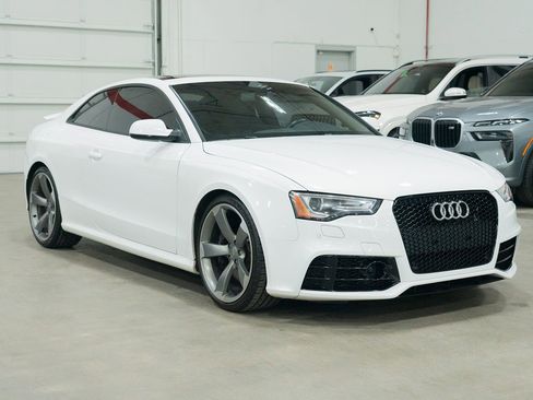 Used 2013 Audi RS 5 Coupe w/ Audi MMI Navigation Plus Pkg image 12