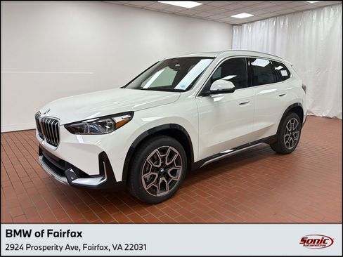 Used 2026 BMW X1 xDrive28i w/ Technology Package AWD/4WD image 1