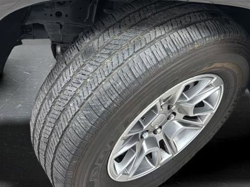 Used 2023 Jeep Wagoneer 4WD image 40