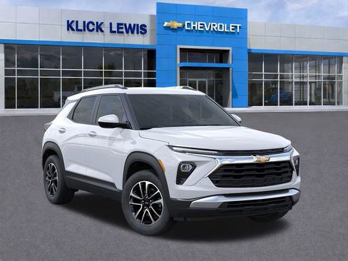 New 2026 Chevrolet TrailBlazer LT w/ Driver Confidence Package FWD image 7