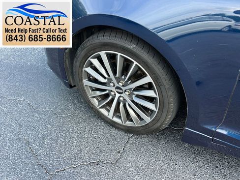 Used 2017 Lincoln MKZ Premiere FWD image 17