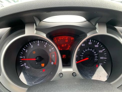Used 2015 Nissan Juke S FWD image 18