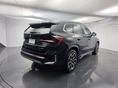 Used 2026 BMW X1 xDrive28i image 4