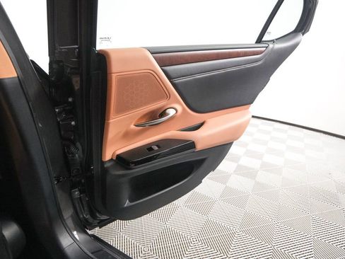 Certified 2024 Lexus ES 350 w/ Premium Package image 17