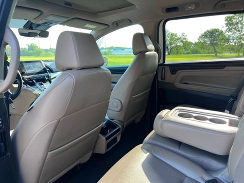 Used 2019 Honda Odyssey EX-L image 22