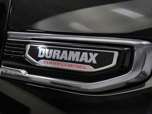 Used 2022 GMC Sierra 1500 AT4 w/ AT4 Premium Package image 10