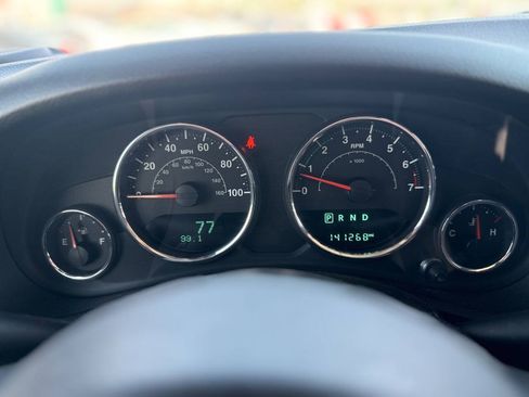 Used 2015 Jeep Wrangler Unlimited Sport AWD/4WD image 31