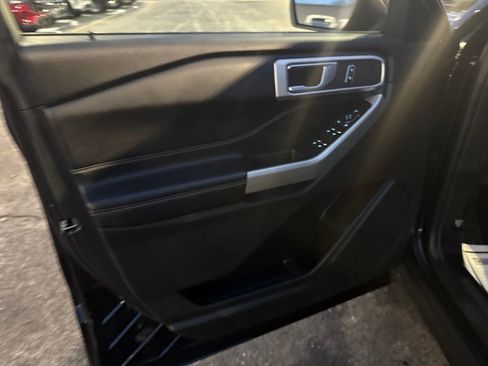 Used 2023 Ford Explorer XLT w/ Equipment Group 202A image 27