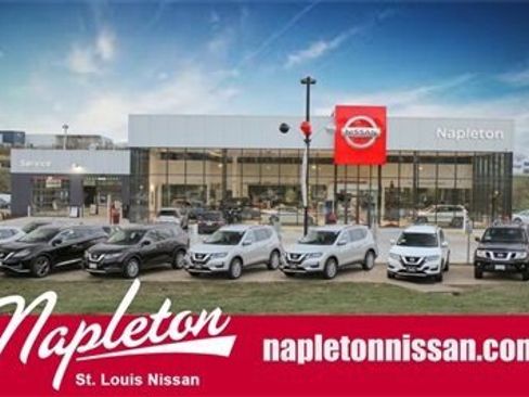 Used 2015 Nissan Pathfinder Platinum w/ Cargo Package image 34