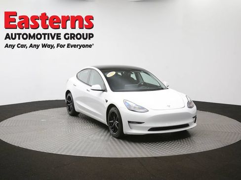 Used 2023 Tesla Model 3 Standard Range RWD image 46