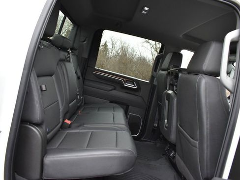 Used 2025 Chevrolet Silverado 3500 LT w/ Trail Boss Package AWD/4WD image 32