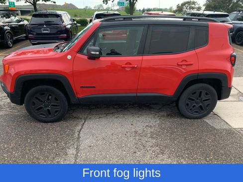 Used 2018 Jeep Renegade Trailhawk AWD/4WD image 7
