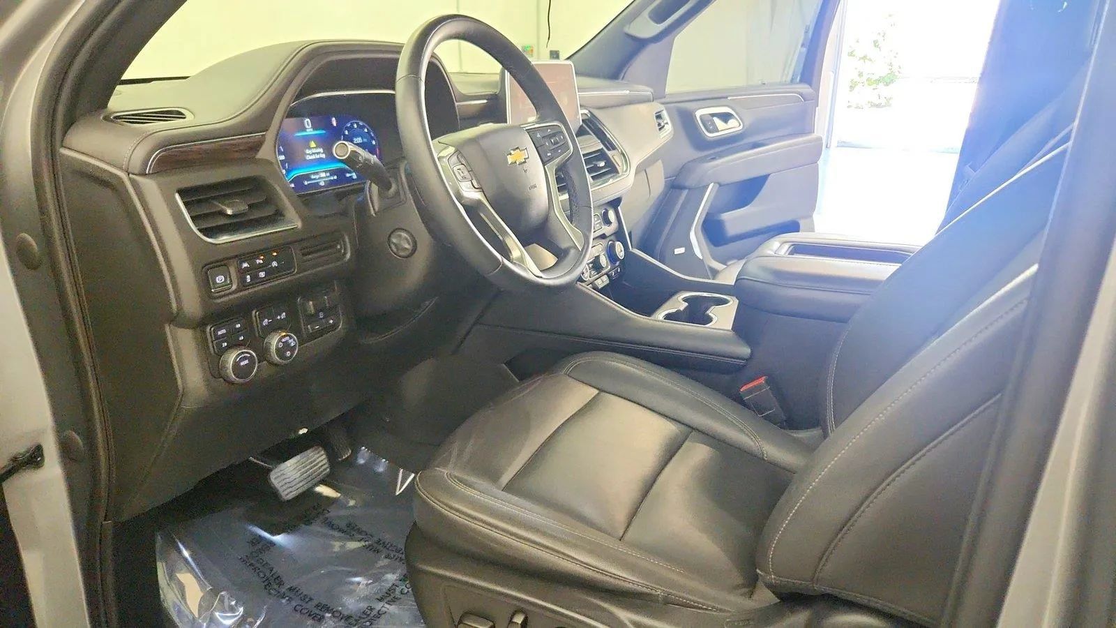 Used 2023 Chevrolet Tahoe LT w/ LT Signature Package AWD/4WD image 14