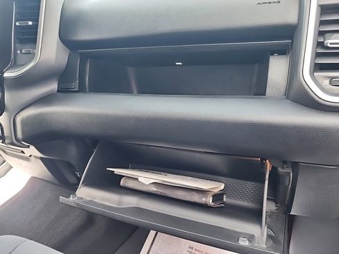 Used 2019 RAM 1500 Big Horn AWD/4WD image 47
