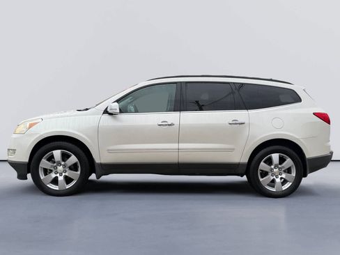 Used 2012 Chevrolet Traverse LTZ image 6