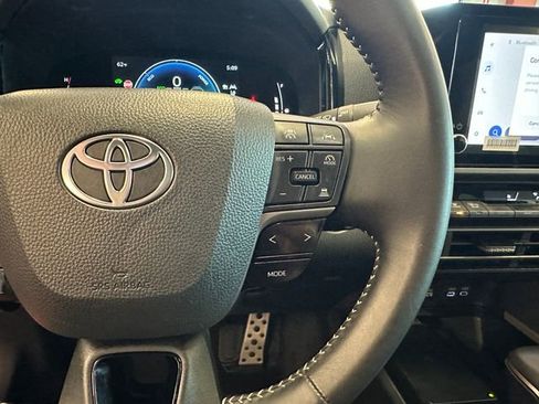 Certified 2025 Toyota Camry SE AWD/4WD image 20