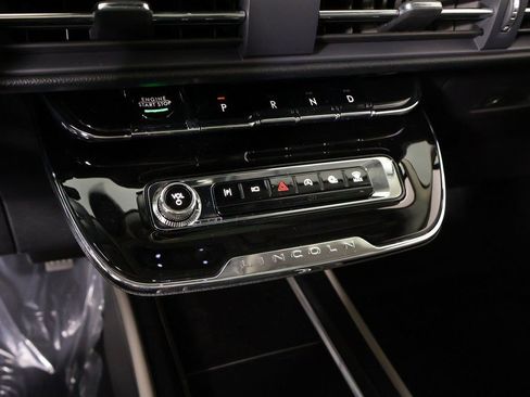 New 2026 Lincoln Corsair Premiere image 9