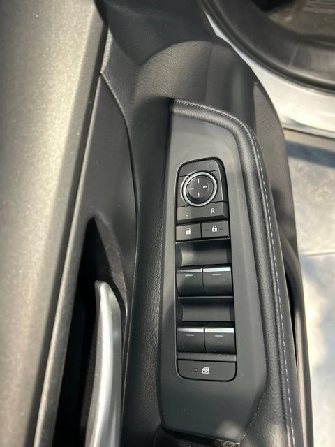 Used 2024 Toyota Grand Highlander AWD Hybrid image 6