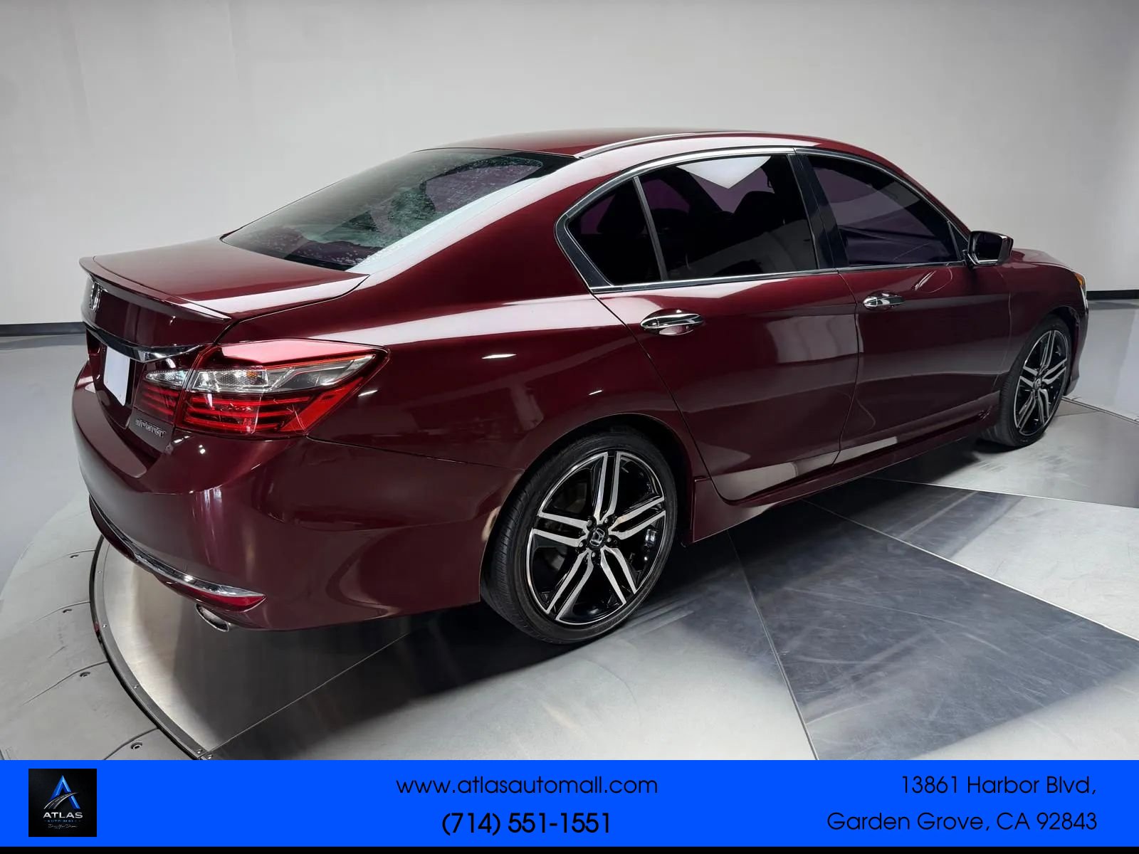 Used 2016 Honda Accord Sport image 6