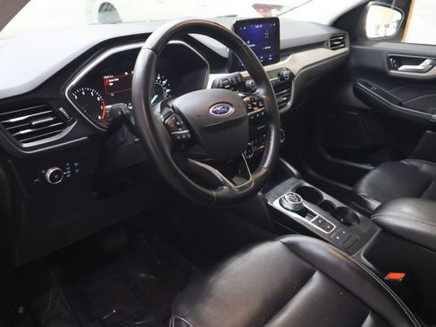 Used 2022 Ford Escape SEL AWD/4WD image 17