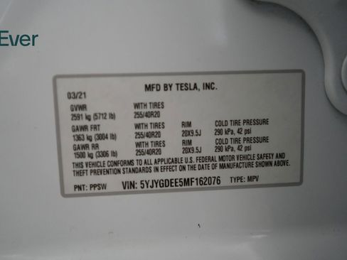 Used 2021 Tesla Model Y Long Range AWD/4WD image 29