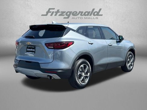 Used 2025 Chevrolet Blazer LT AWD/4WD image 7