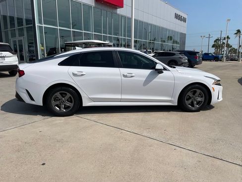 Used 2023 Kia K5 LXS FWD image 3