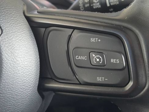 Used 2022 Jeep Wrangler Unlimited Sport AWD/4WD image 14