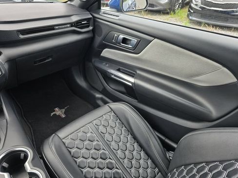 Used 2024 Ford Mustang Convertible RWD image 18