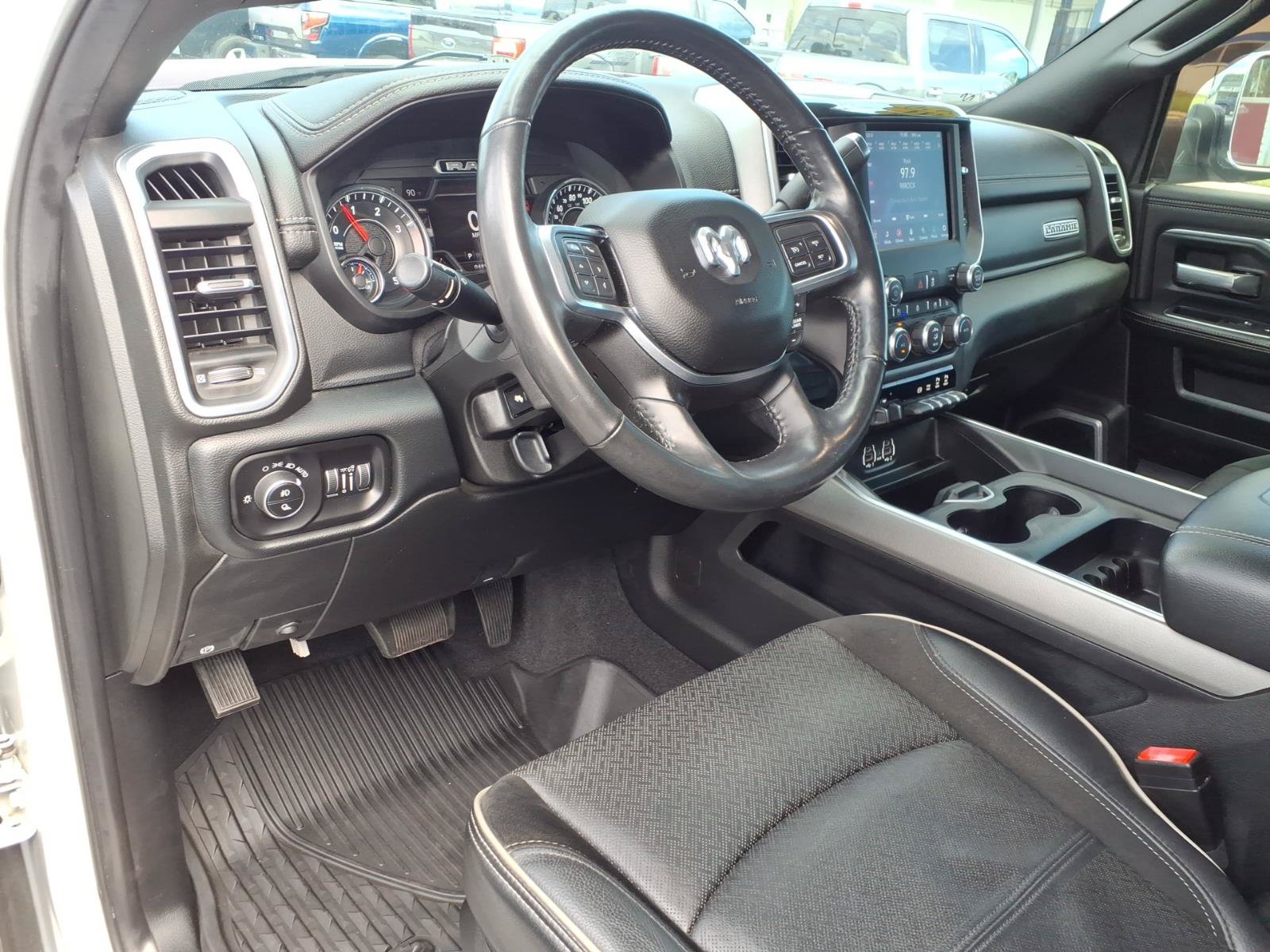 Used 2020 RAM 3500 Laramie AWD/4WD image 21